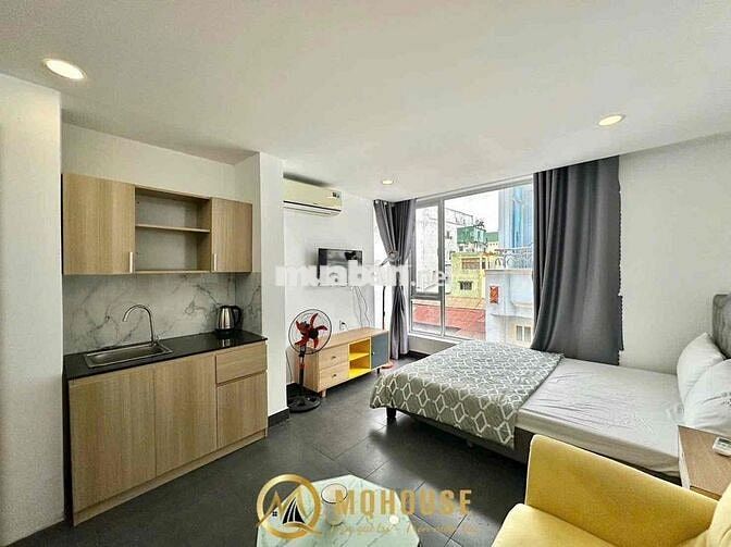 Căn Hộ Cửa Sổ Lớn Full Nội Thất Phú Nhuận Gần Nguyễn Văn Trỗi Quận 1&3