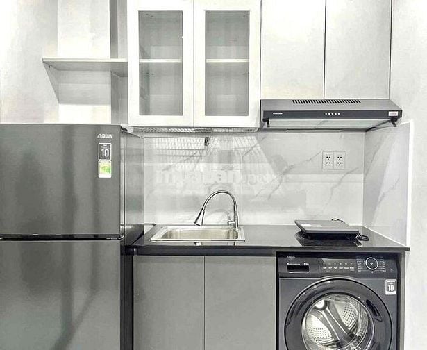 Cho Thuê Studio Tách Bếp Ban Công Thoáng Gần Nhà Thờ Tân Định Giá Rẻ