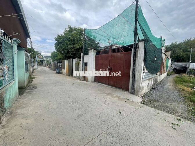 Sẹc Huỳnh thị quyến 1000m2 8.5 tỷ