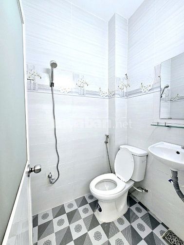 BÁN NHÀ HẺM 1716. HUỲNH TẤN PHÁT. NHÀ BÈ