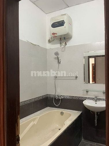 CHO THUÊ CẢ NHÀ, Số 3  Ngõ 68 Phố Quan Nhân, Phường Thanh Xuân 