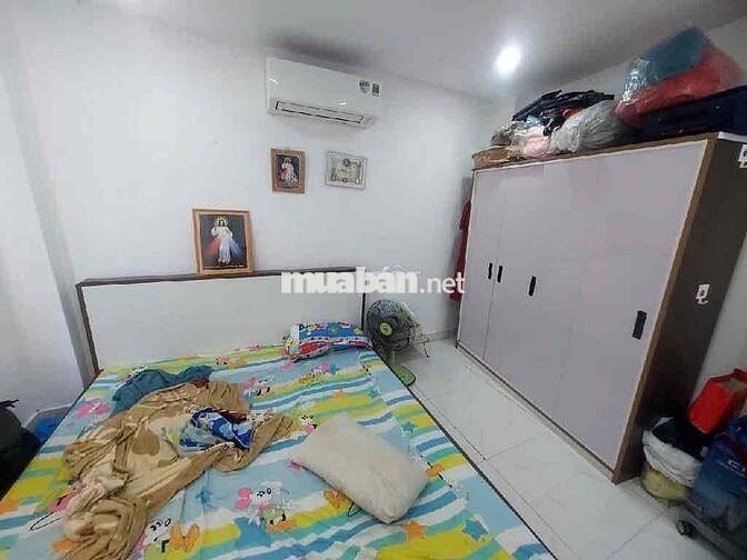 Bán nhà Duy Tân, 20m2, 2 Tầng,  nhà mới sach đẹp, TL