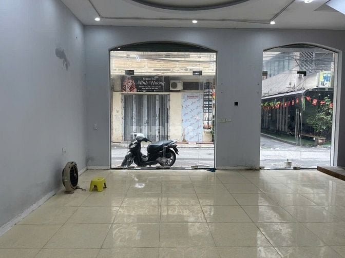 CHO THUÊ CẢ NHÀ, Số 3  Ngõ 68 Phố Quan Nhân, Phường Thanh Xuân 