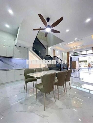 Bán Gấp Nhà Ở Chợ Bình Chánh Đang Kẹt Tiền Trả Nợ Cho Thuê Tháng 12tr