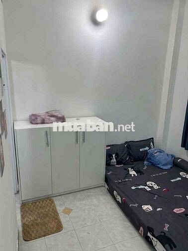 CHO THUÊ NHÀ NGUYÊN CĂN MẶT TIỀN QUẬN 1