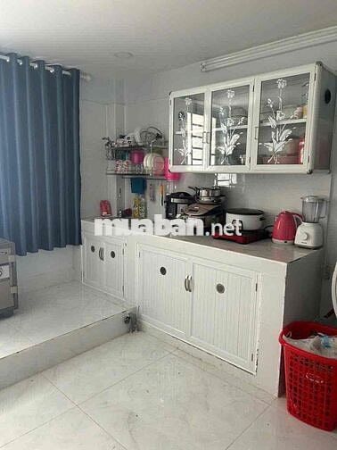 CHO THUÊ NHÀ NGUYÊN CĂN MẶT TIỀN QUẬN 1