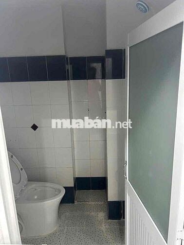 CHO THUÊ NHÀ NGUYÊN CĂN MẶT TIỀN QUẬN 1