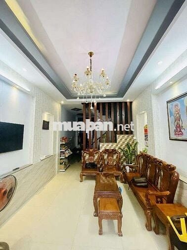 CẦN BÁN GẤP nhà Tân Phú, ngay Aeon, 4 tầng, 80m2, HXH 6m, chỉ hơn 8 tỷ