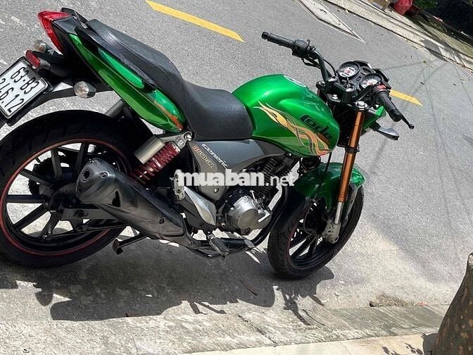 moto benelli tnt 150