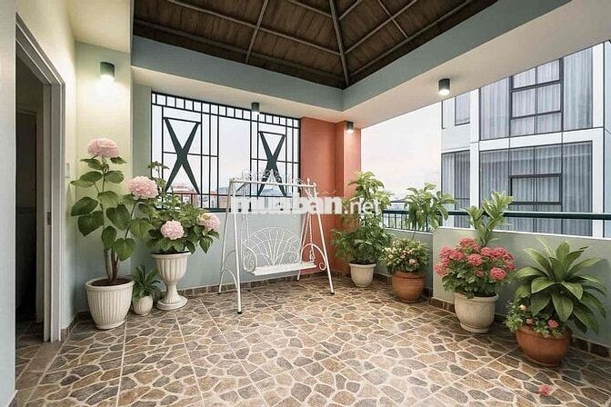 Căn hộ cao cấp sân vườn to chill như Đà Lạt