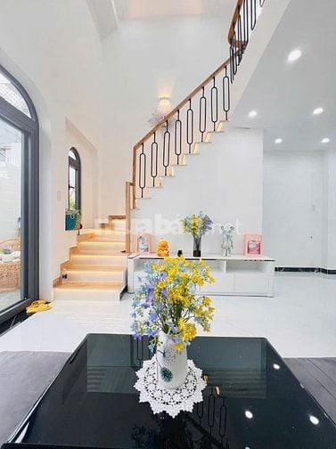 Bán nhà Lửng mới 100% full nội thất đang hoàn thiện