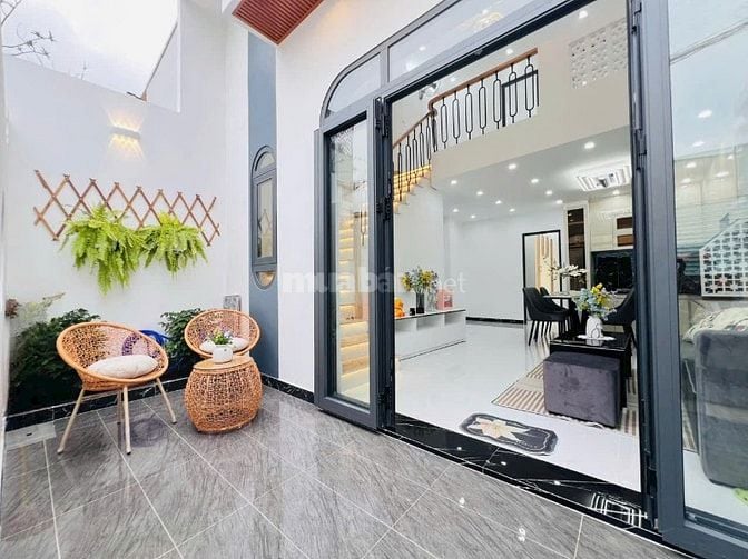 Bán nhà Lửng mới 100% full nội thất đang hoàn thiện