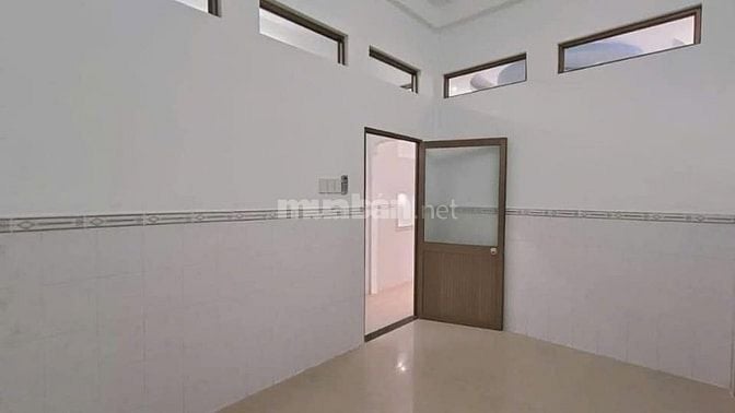 Nhà 1 lầu SHR full thổ cư 2pn mới 100% gần Chợ Bình Chánh