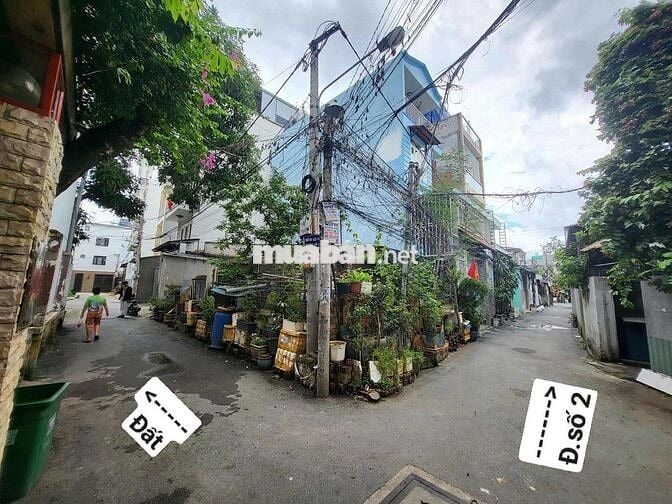 Bán lô đất gần đường số 2 Trường Thọ. DT 60m2, SHR, hẻm oto rộng rãi.