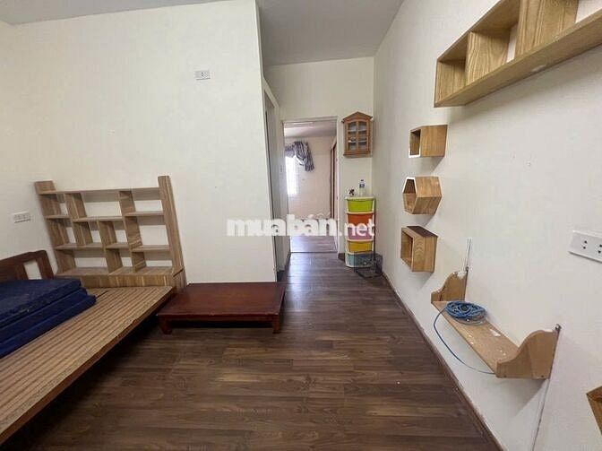 Tập thể Thành Công 80m2 2pn 2vs 10tr