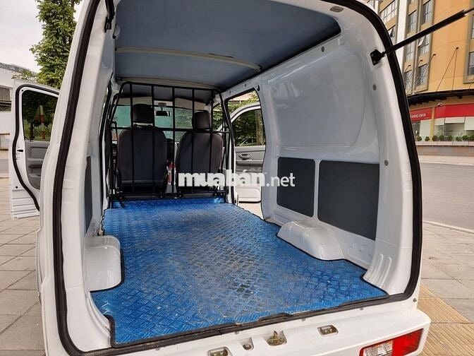 Thaco Towner 2S 2022 số sàn máy xăng, tải van