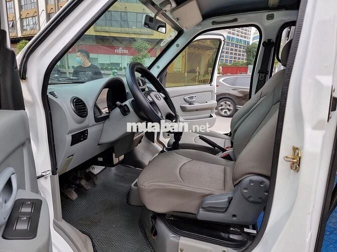 Thaco Towner 2S 2022 số sàn máy xăng, tải van