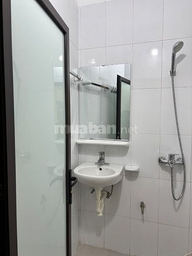 Cho thuê 4 căn hộ DT 35 m vuông riêng biệt 
