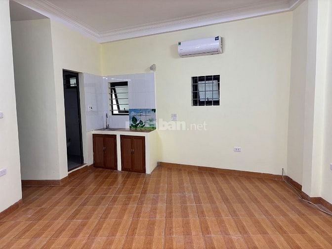 Cho thuê 4 căn hộ DT 35 m vuông riêng biệt 