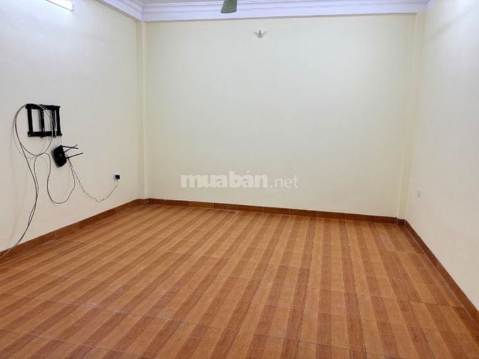 Cho thuê 4 căn hộ DT 35 m vuông riêng biệt 