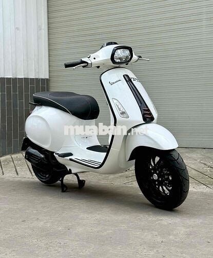 Vespa Sprint 125 đèn Led 2015 Bstp 9 chủ
