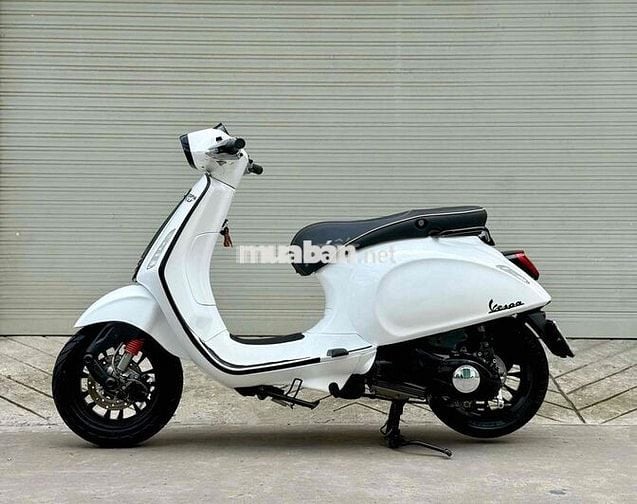 Vespa Sprint 125 đèn Led 2015 Bstp 9 chủ