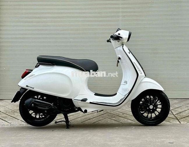 Vespa Sprint 125 đèn Led 2015 Bstp 9 chủ