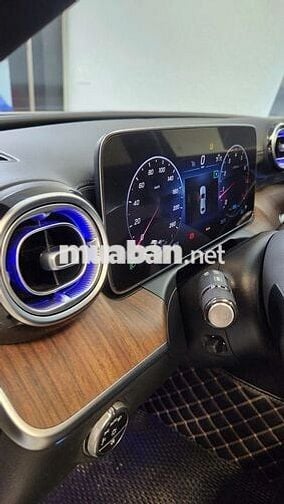 Bán xe cọp C200 Avantgarde Plus model 2022