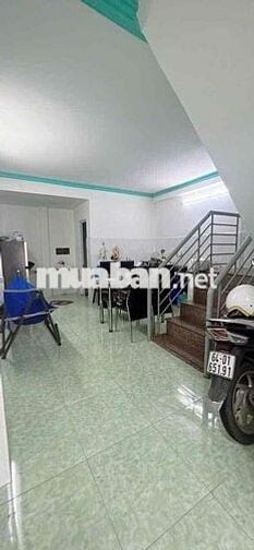 nhà cho thuê nguyên căn 1tret.lầu 3p ngủ.2wc,