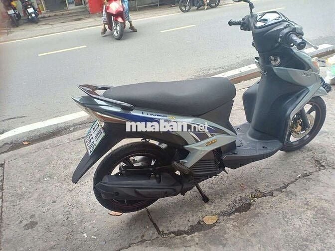 Xe yamaha luvias giấy tờ đầy đủ