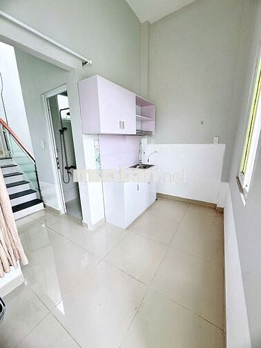 Cho thuê penthouse 1PN bancol tách bếp sát UFM, KCX ở Võ Thị Nhờ, Q7