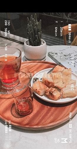 Phụ Bán Coffee Trà Sữa Tại Quầy