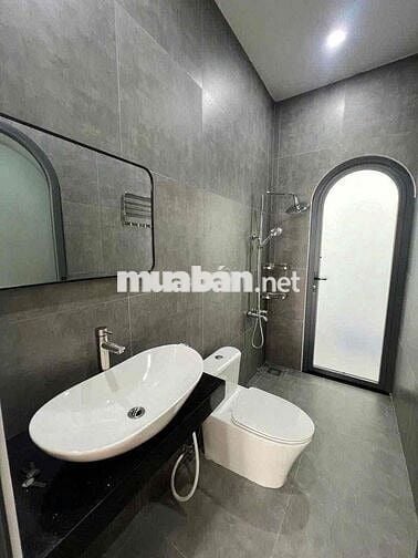 BÁN NHÀ CẤP 4 MỚI XÂY – GẦN CẦU BẠCH ĐẰNG – SỔ HỒNG RIÊNG – 2 PHÒNG NG