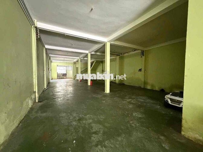 Nhà tích hợp ở hẻm 200m2,gồm xưởng,văn phòng,nhà ở quận Bình Tân