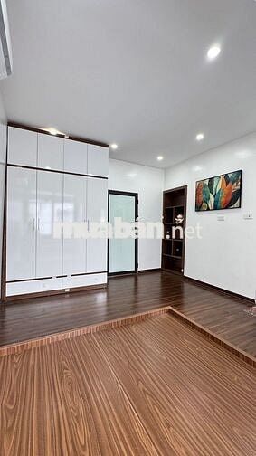 BÁN CĂN HỘ 75M TẬP THỂ NGỌC KHÁNH, QUẬN BA ĐÌNH - VIEW HỒ NGỌC KHÁNH