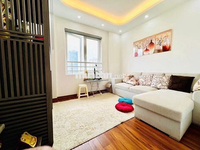 BÁN CĂN HỘ CHUNG CƯ MẶT PHỐ NGUYỄN CHÍ THANH DT: 105M; TẦNG TRUNG ĐẸP