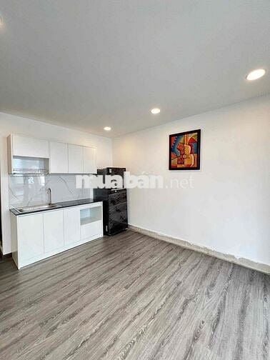 CHDV full nội thất 2pn sân thượng cực kỳ thoáng ngay sân bay TSN