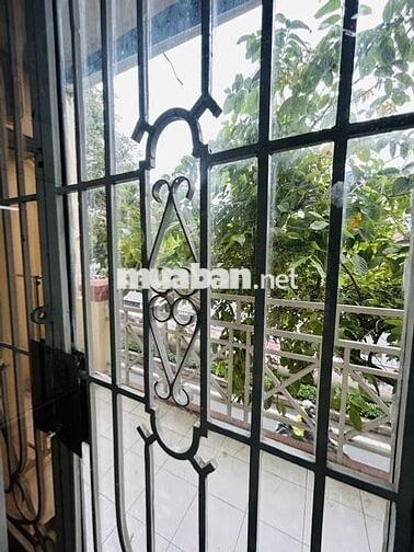 Phòng 40m2 ban công Ngô Tất Tố chỉ 7,8 triệu/tháng