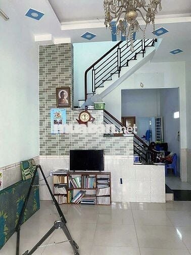 Cho thuê nhà mới giá rẻ hẻm ô tô trần thị hè, Hiệp Thành, Q12