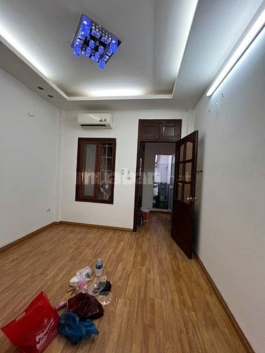 Bán nhà Thịnh Quang lõi Đống Đa, 27/30m2, 5 tầng, MT3.5m, giá 6.4 tỷ