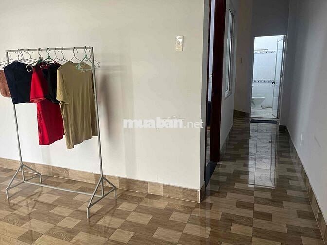 🟢Nhà mặt tiền 4x25. Nội thất bếp an cường. Tủ lạnh ,máy giặt mới mua,m