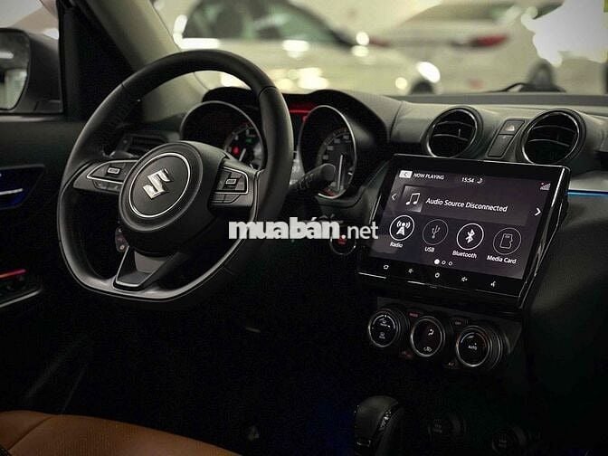 🚘 Suzuki Swift 2023 - Cá Tính - Siêu Lướt