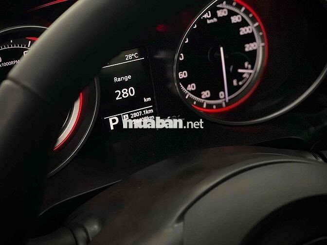 🚘 Suzuki Swift 2023 - Cá Tính - Siêu Lướt