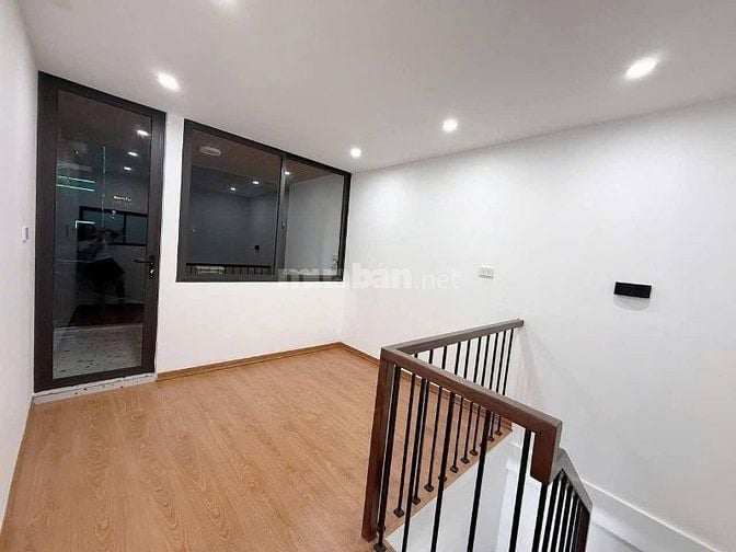 HÀNG TUYỆT CHỦNG BÁN GẤP NHÀ PHỐ LÁNG HẠ.
