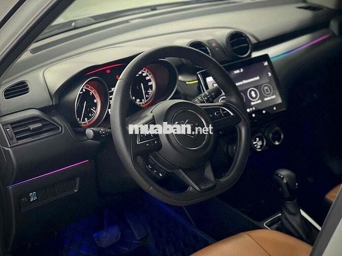 🚘 Suzuki Swift 2023 - Cá Tính - Siêu Lướt