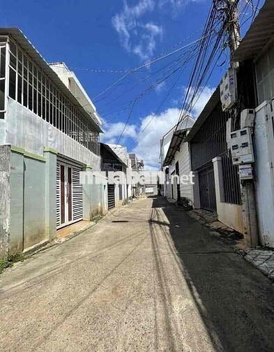 BÁN LÔ ĐẤT 6m HẺM 55 HOÀNG THẾ THIỆN THÔNG RA YMOAN. GIÁ: 2,890 TỶ