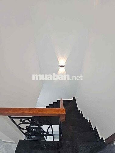 MTKD ĐỈNH CỦA CHÓP – NGAY TRẦN THỦ ĐÔ 2 TẦNG 31M² – NHÌNH 4 TỶ XÍU THÔ