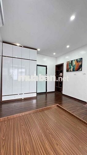 HÀNG HIẾM! TẬP THỂ MẶT ĐƯỜNG NGUYỄN CHÍ THANH - VIEW HỒ NGỌC KHÁNH - Ô