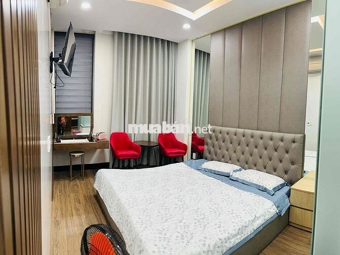 Cho thuê căn hộ dịch vụ cao cấp có phòng thay đồ riêng
