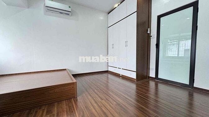 HÀNG HIẾM! TẬP THỂ MẶT ĐƯỜNG NGUYỄN CHÍ THANH - VIEW HỒ NGỌC KHÁNH - Ô